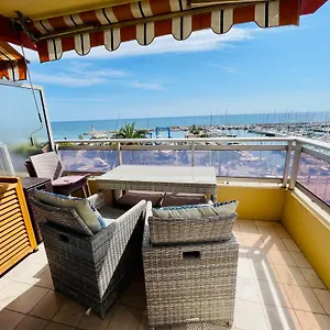  Appartement Superbe En Bord De Mer, Près Du Centre Et Des Plages