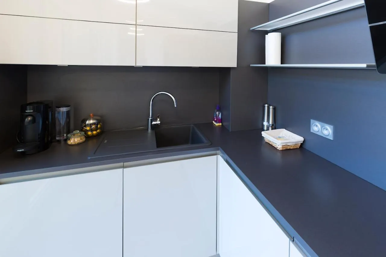 Appartement Sublime 2 pièces dans le carré d’or de Menton France